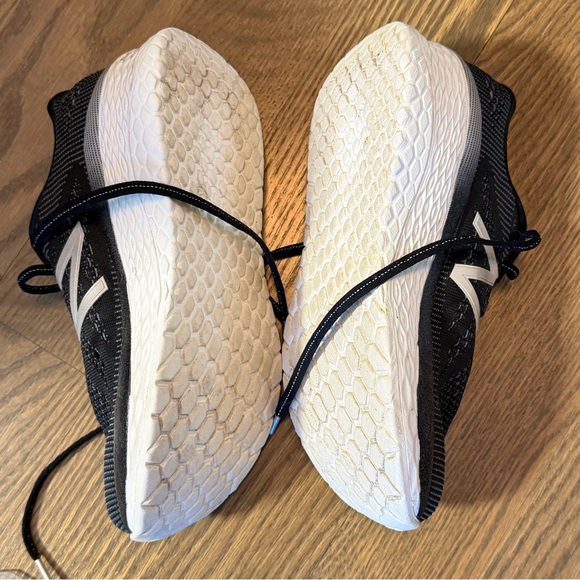 New Balance fresh foam MOR shoes - Picture 3 of 6